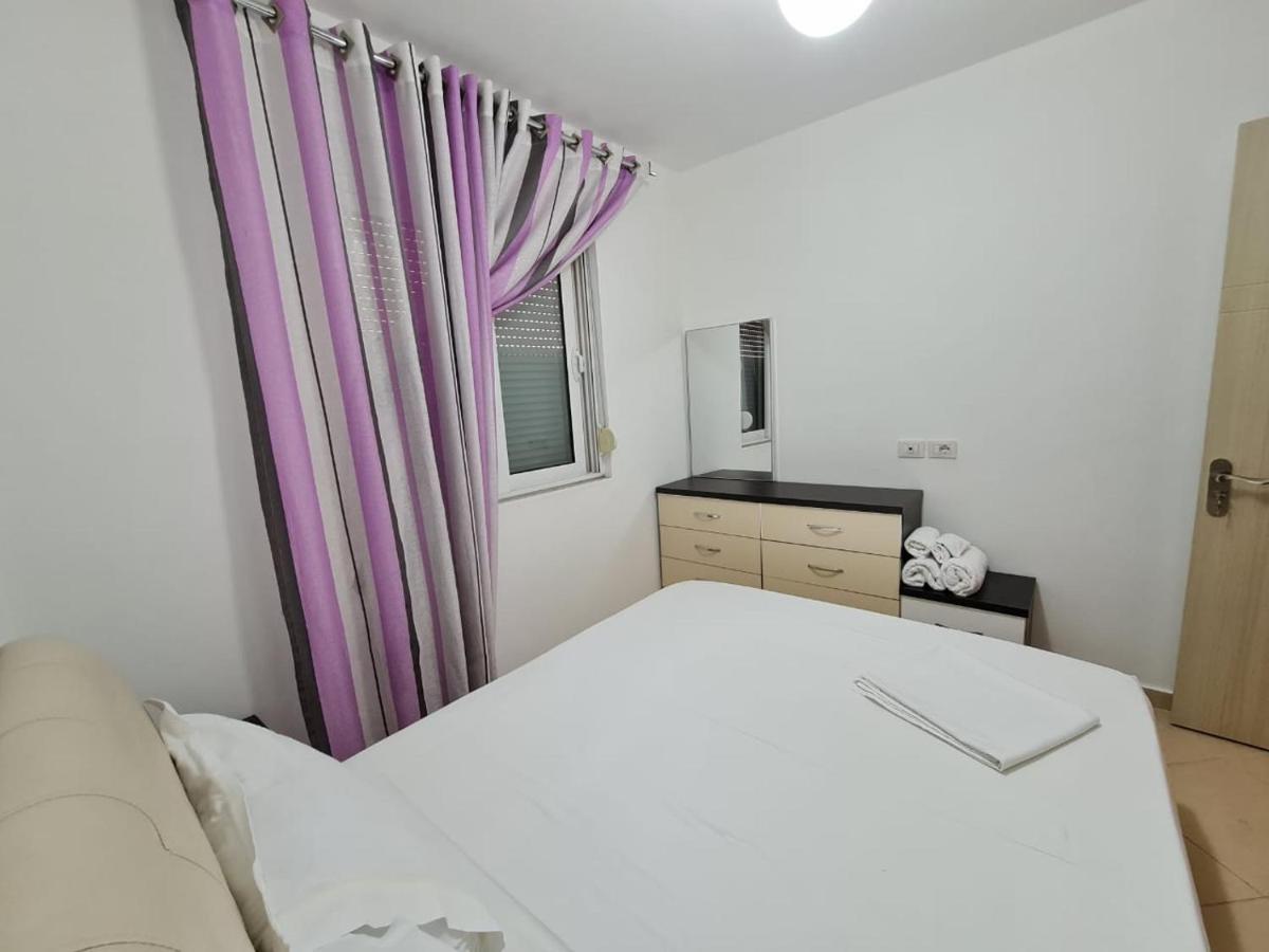 Meltin Apartments Sarandë Exterior foto